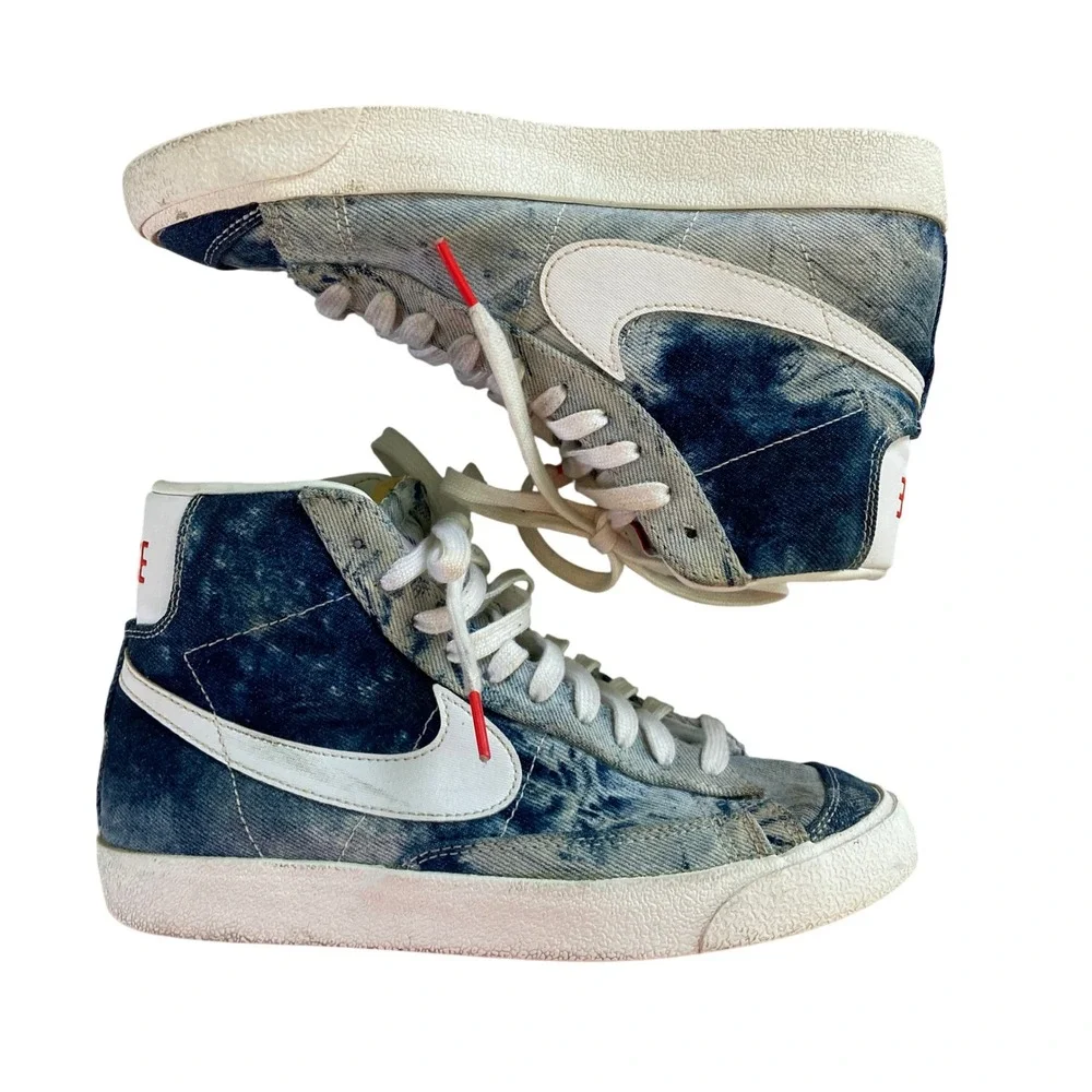 Nike Blazer Mid '77 Acid Washed Denim Tennis Shoe Sneaker Hi-Top (Size 7)